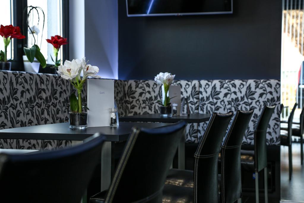 Hotel Fohnsdorf Ngoại thất bức ảnh